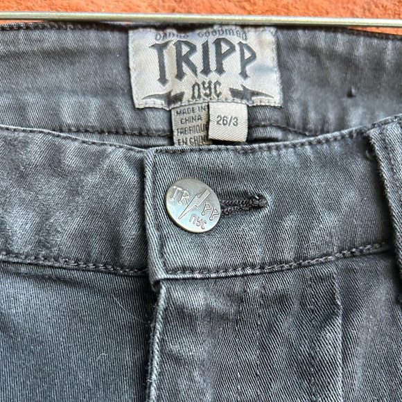 Tripp NYC cut off shorts - Picture 8 of 11